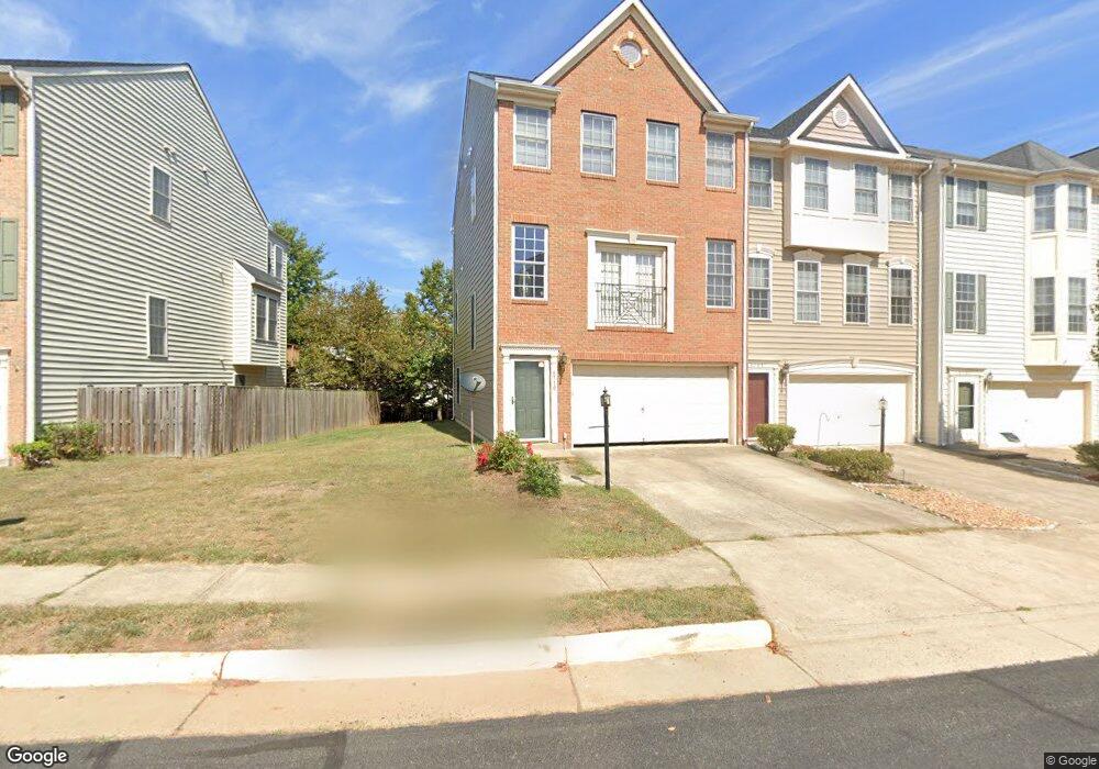 8710 Phipps Farm Way, Manassas, VA 20109 - photo 1