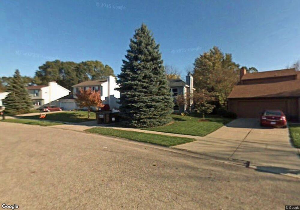 451 Jade Dr, Lansing, MI 48917 - photo 1