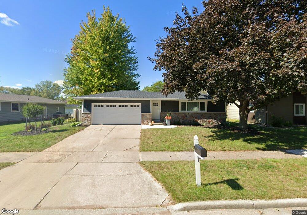 1507 N Edgewood Ave, Appleton, WI 54914 - photo 1