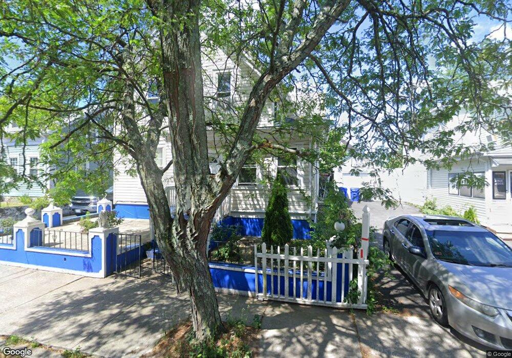 117 Mulberry St, Pawtucket, RI 02860 - photo 1