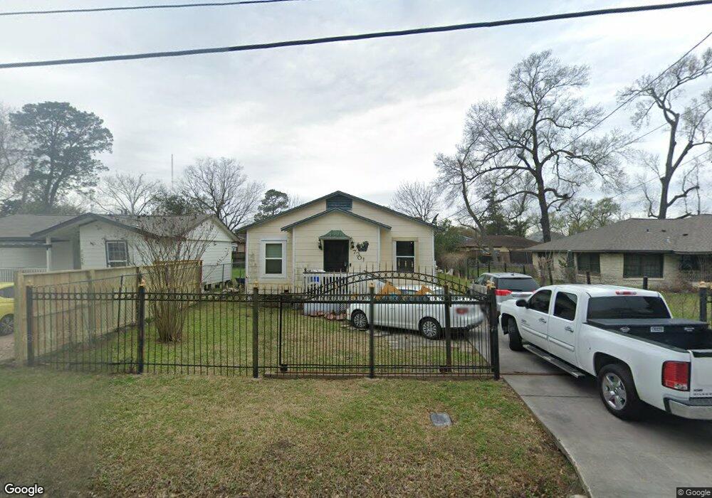 7301 Farnsworth St, Houston, TX 77022 - photo 1