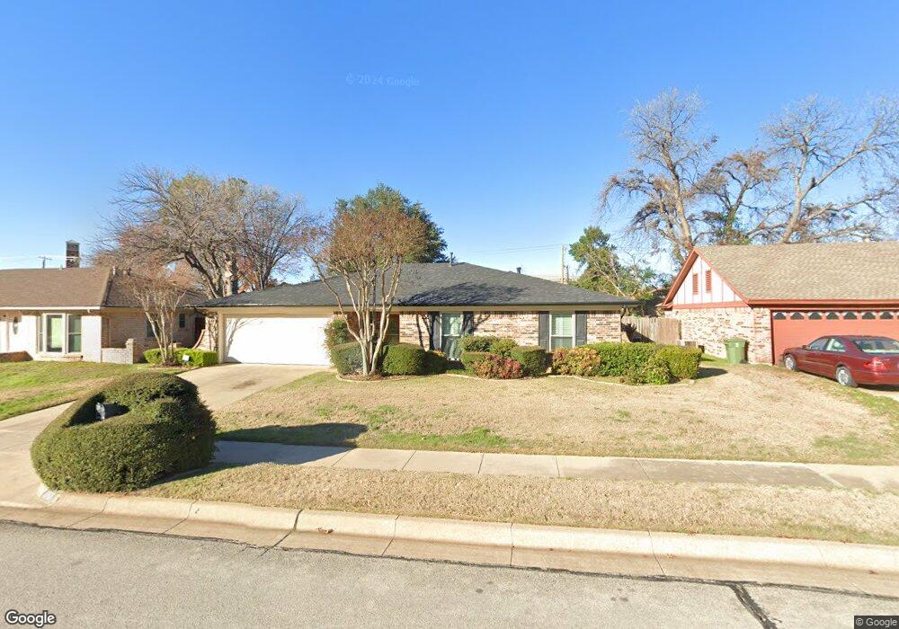 1717 Vicksburg Dr, Bedford, TX 76022 - photo 1