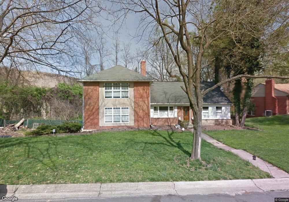 3601 Glenmoor Dr, Chevy Chase, MD 20815 - photo 1