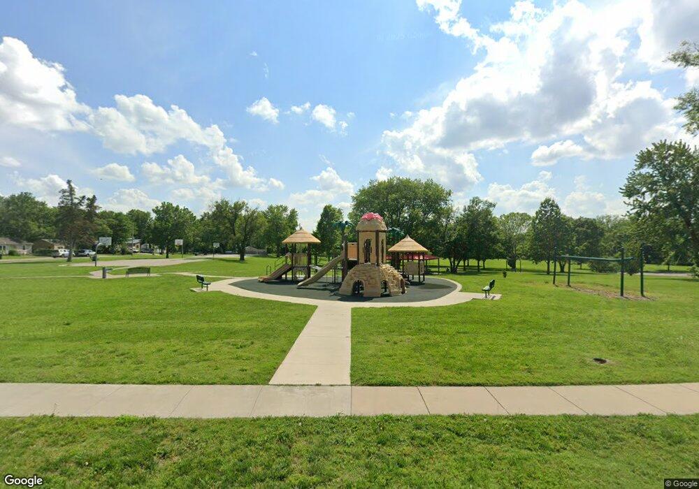 3313 SE Irvingham St, Topeka, KS 66605 - photo 1