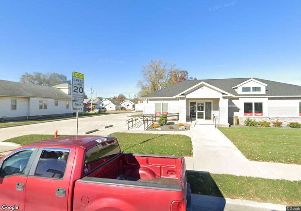 802 W Fayette Ave, Effingham, IL 62401 - photo 1