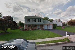 907 Suellen Dr, Reading, PA 19605