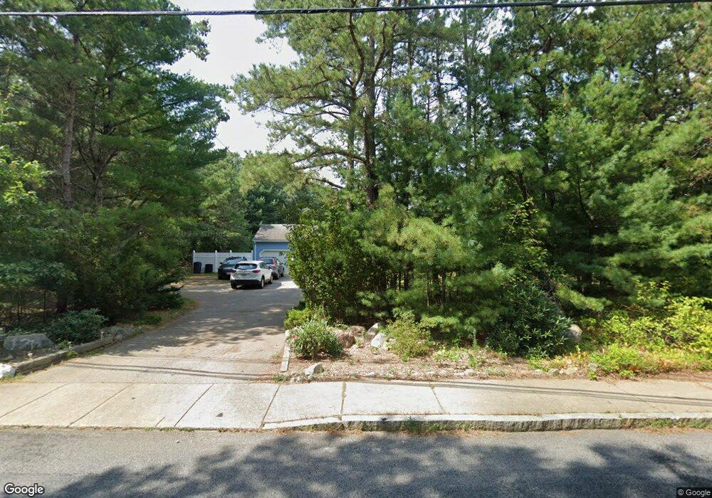 126 Forest St, Franklin, MA 02038 - photo 1