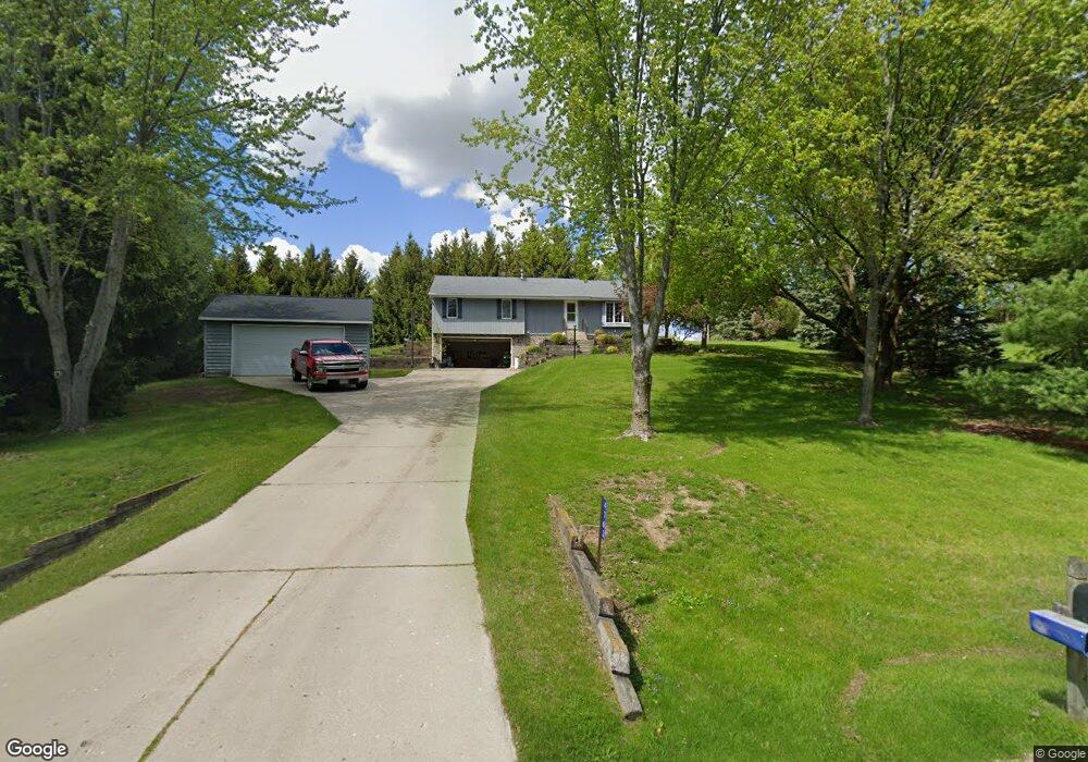 4763 Susan Lee Ct, West Bend, WI 53090 - photo 1