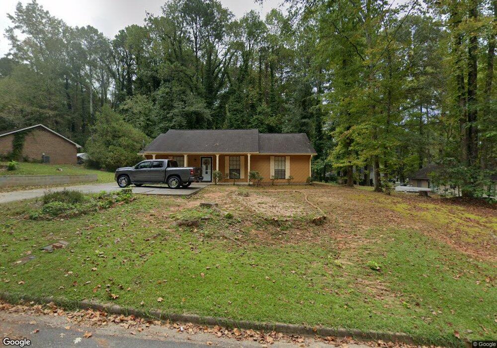 5913 Bobbin Ct, Lithonia, GA 30058 - photo 1