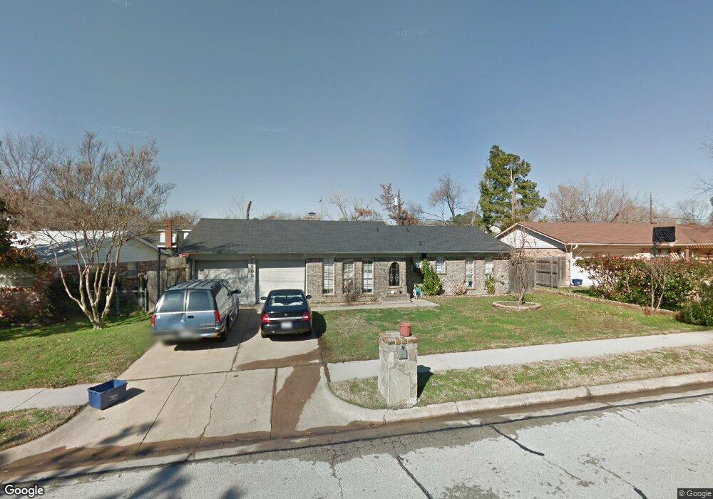 1905 Charleston Dr, Bedford, TX 76022 - photo 1