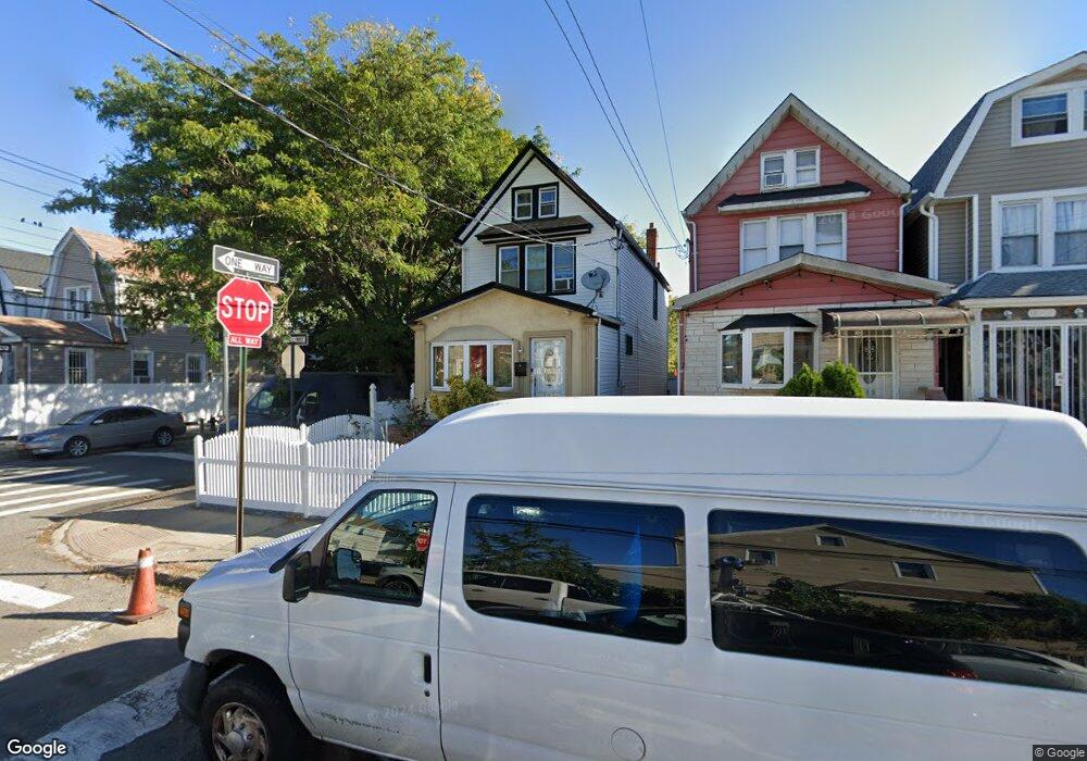 11601 155th St, Jamaica, NY 11434 - photo 1