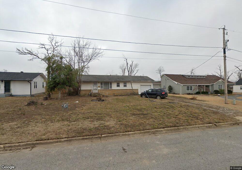 1608 W Cypress St, Rogers, AR 72758 - photo 1