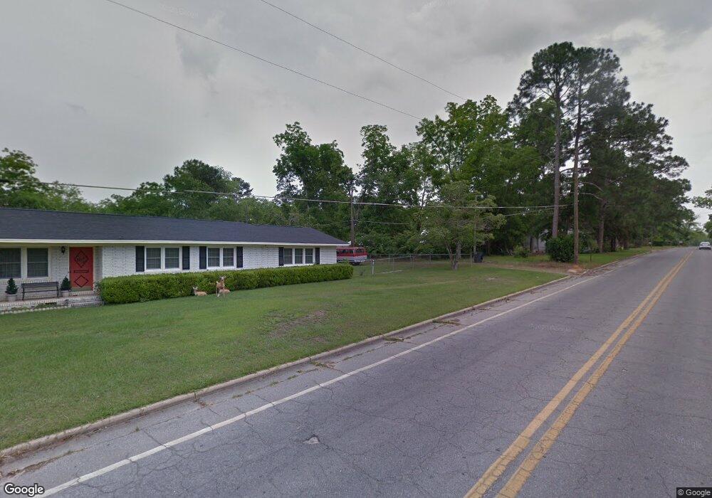 809 W Alapaha St, Fitzgerald, GA 31750 - photo 1