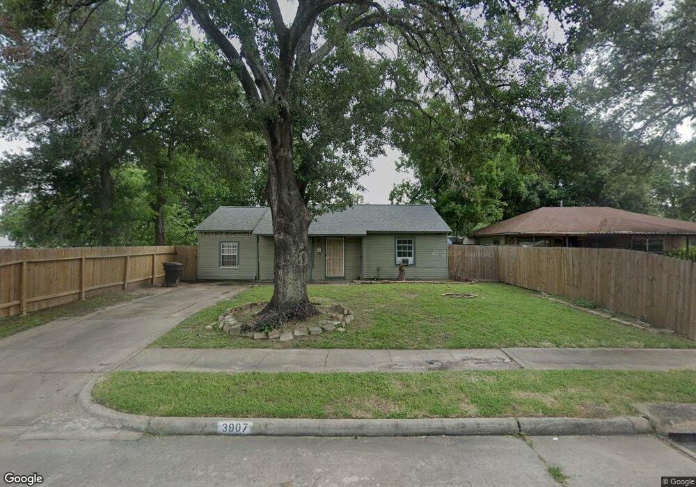 3907 Zephyr St, Houston, TX 77021 - photo 1