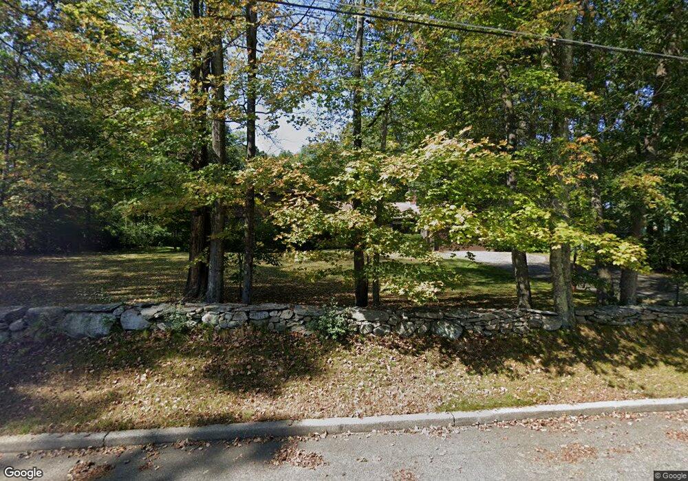 282 Walnut St, Willimantic, CT 06226 - photo 1