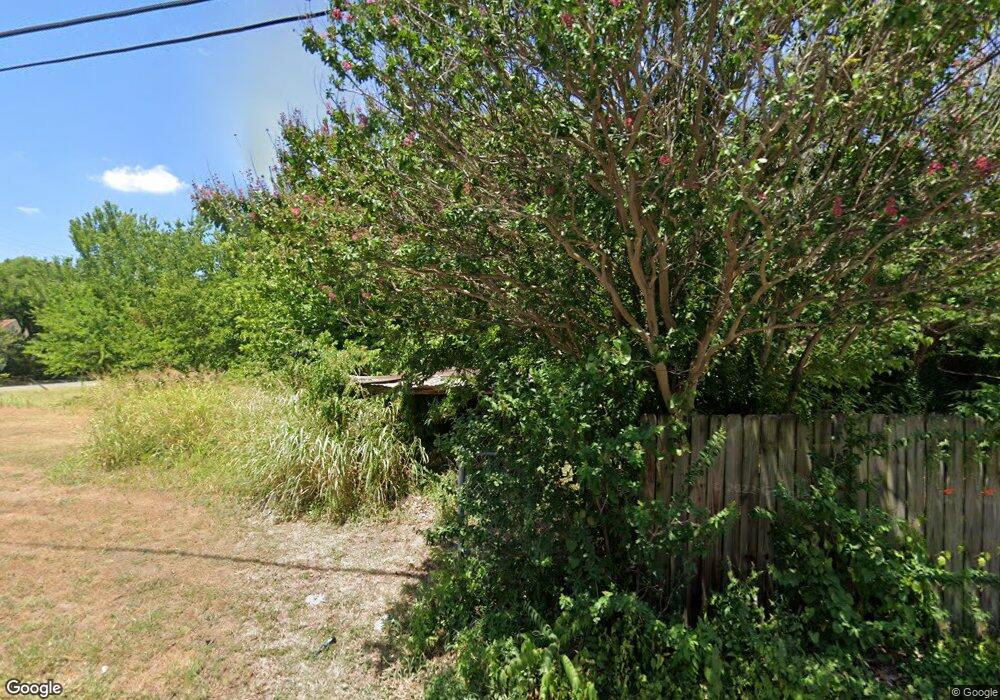 501 Hannah St, Gainesville, TX 76240 - photo 1