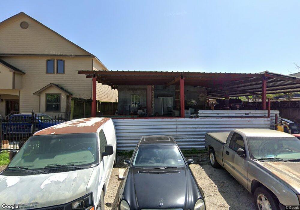 2518 Warwick Rd, Houston, TX 77093 - photo 1