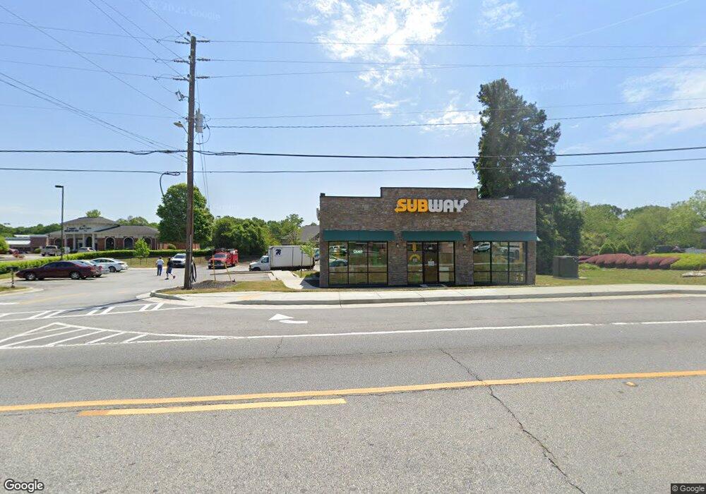 271 N Broad St, Winder, GA 30680 - photo 1