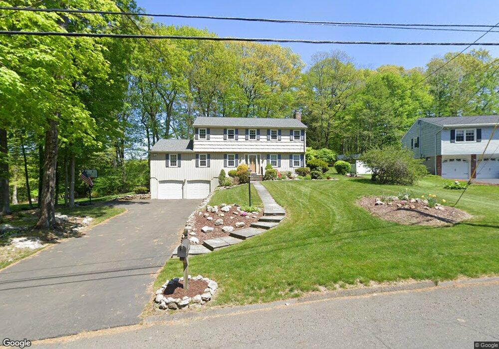 28 Salem Rd, Trumbull, CT 06611 - photo 1