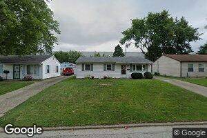 2921 E Cardinal Dr, Decatur, IL 62526