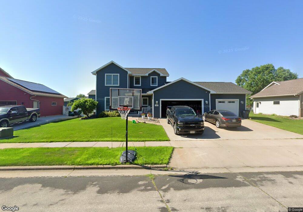 1004 Saddlewood St, Holmen, WI 54636 - photo 1