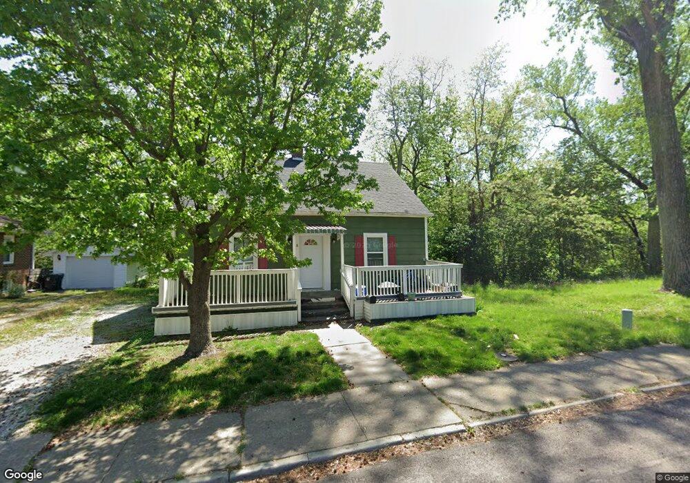 8 Windsor Place, Moberly, MO 65270 - photo 1