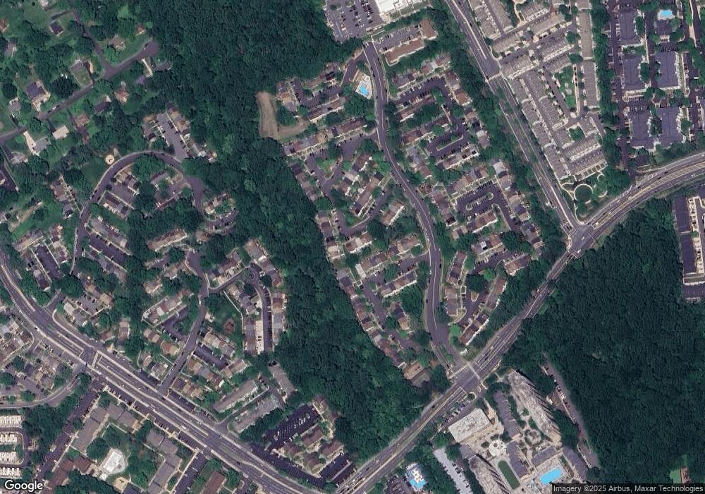 3076 Winter Pine Ct, Fairfax, VA 22031 - photo 1