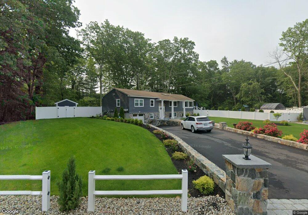 8 Steele Rd, Hudson, NH 03051 - photo 1