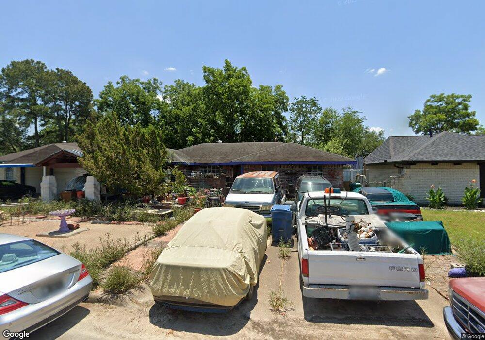 2019 Barnsley Ln, Houston, TX 77088 - photo 1