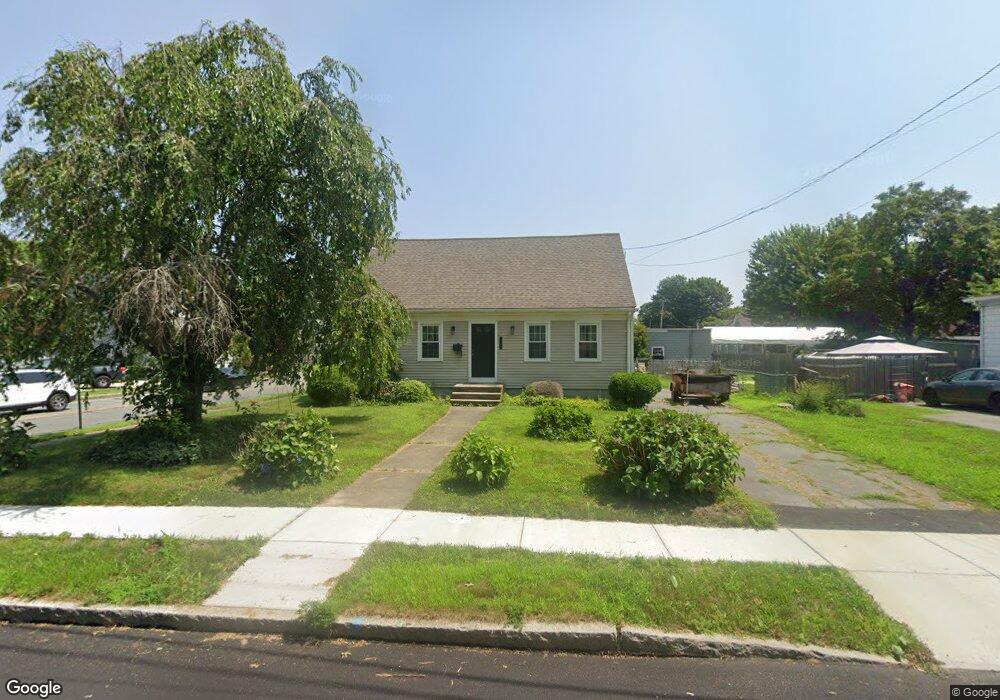 121 Pleasant St, Fairhaven, MA 02719 - photo 1
