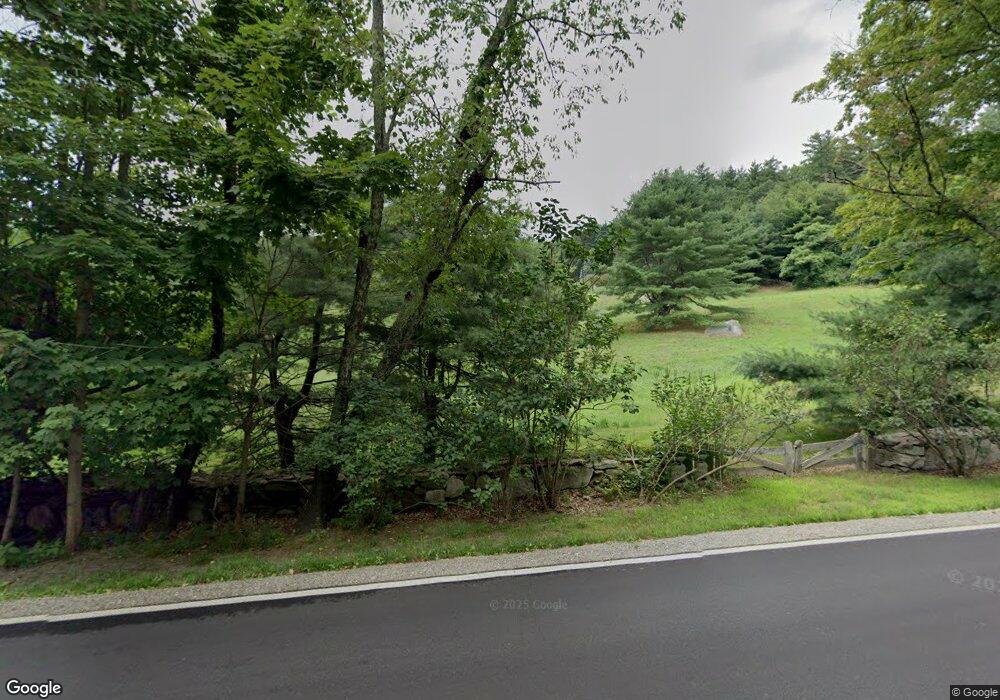 152 S Merrimack Rd, Hollis, NH 03049 - photo 1