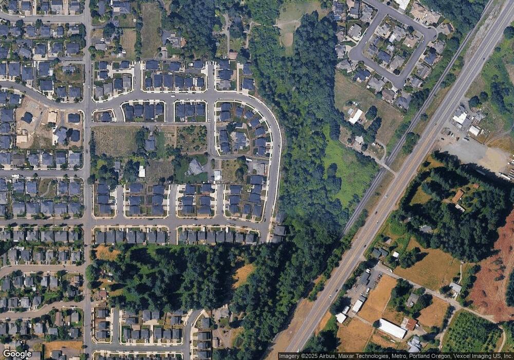 1585 N Sycamore St, Canby, OR 97013 - photo 1