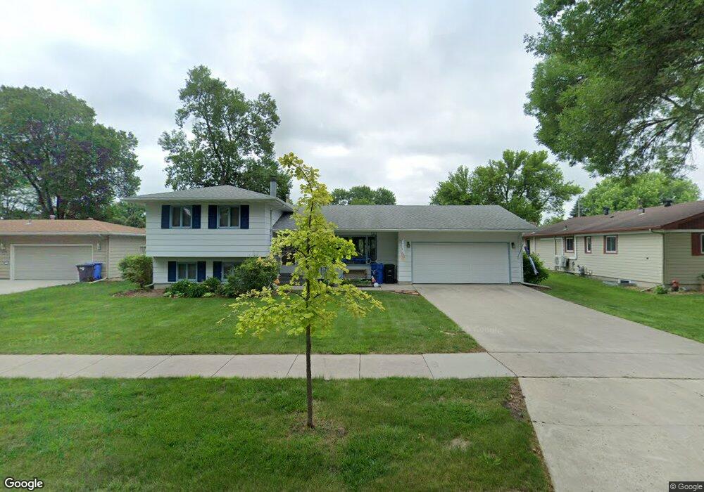 2833 2nd St N, Fargo, ND 58102 - photo 1