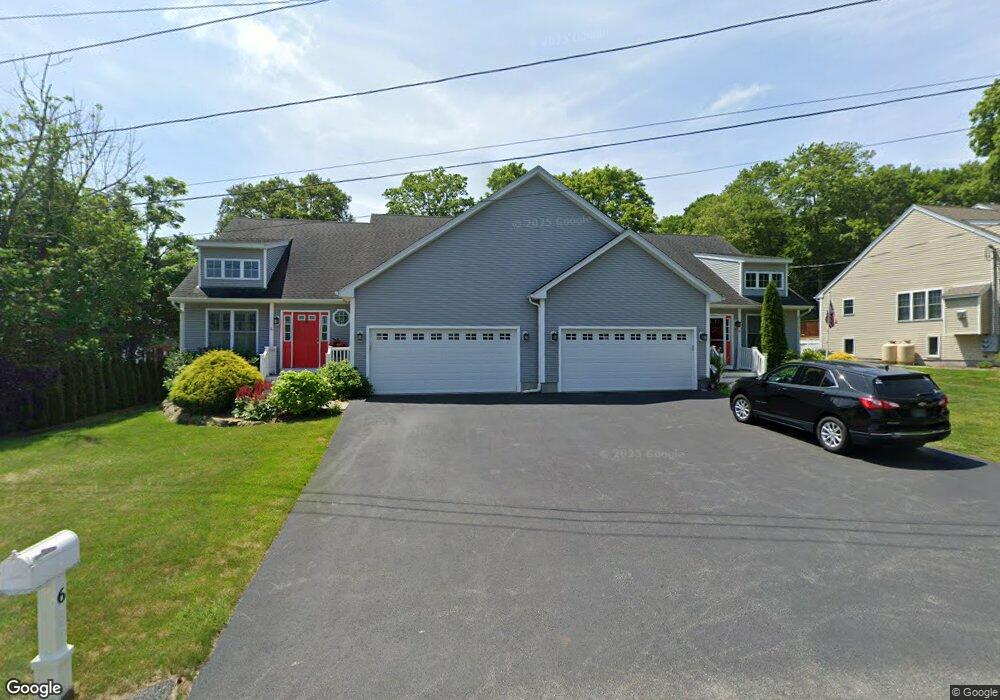 8 Hunt Ave, Wakefield, RI 02879 - photo 1