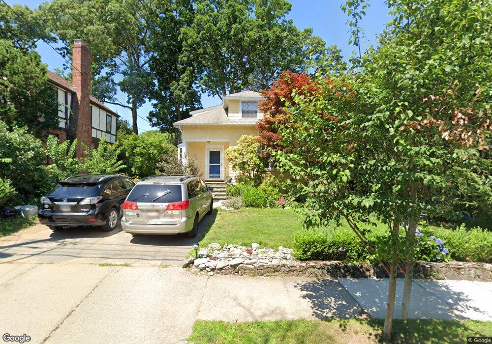 175 Woodcliff Rd, Newton Highlands, MA 02461 - photo 1