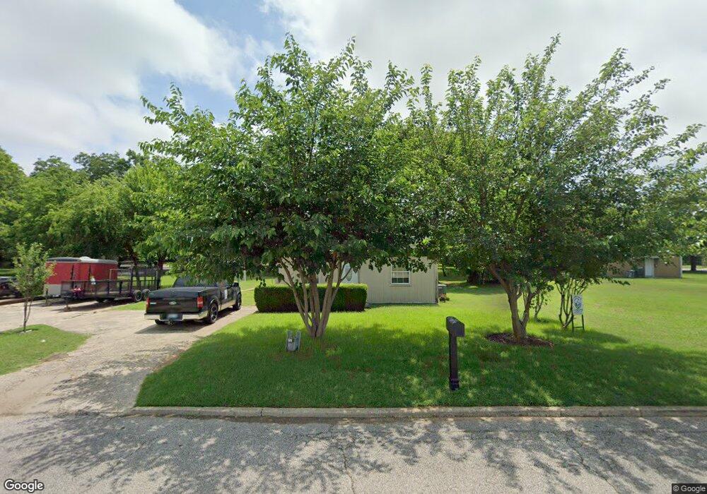 518 H St NE, Ardmore, OK 73401 - photo 1