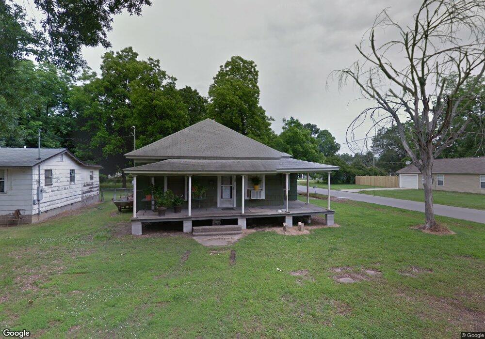 811 E 8th St, Stuttgart, AR 72160 - photo 1