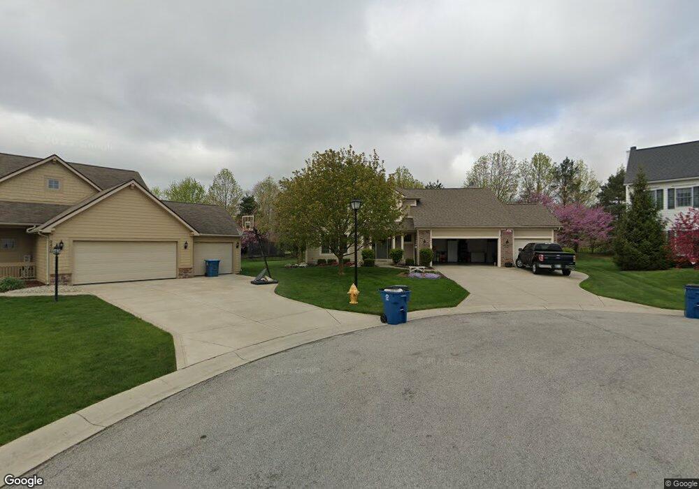 9401 Yellow Feather Ct, Leo, IN 46765 - photo 1