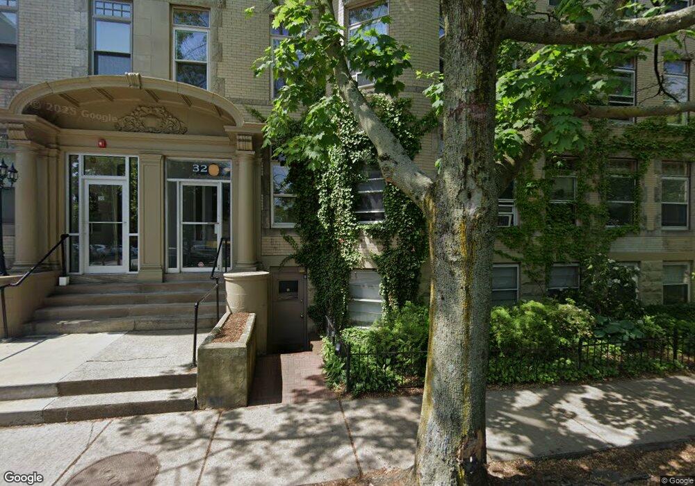 32 Winchester St unit 19, Brookline, MA 02446 - photo 1