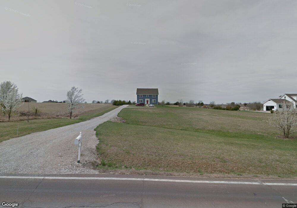 4947 SW Auburn Rd, Topeka, KS 66610 - photo 1