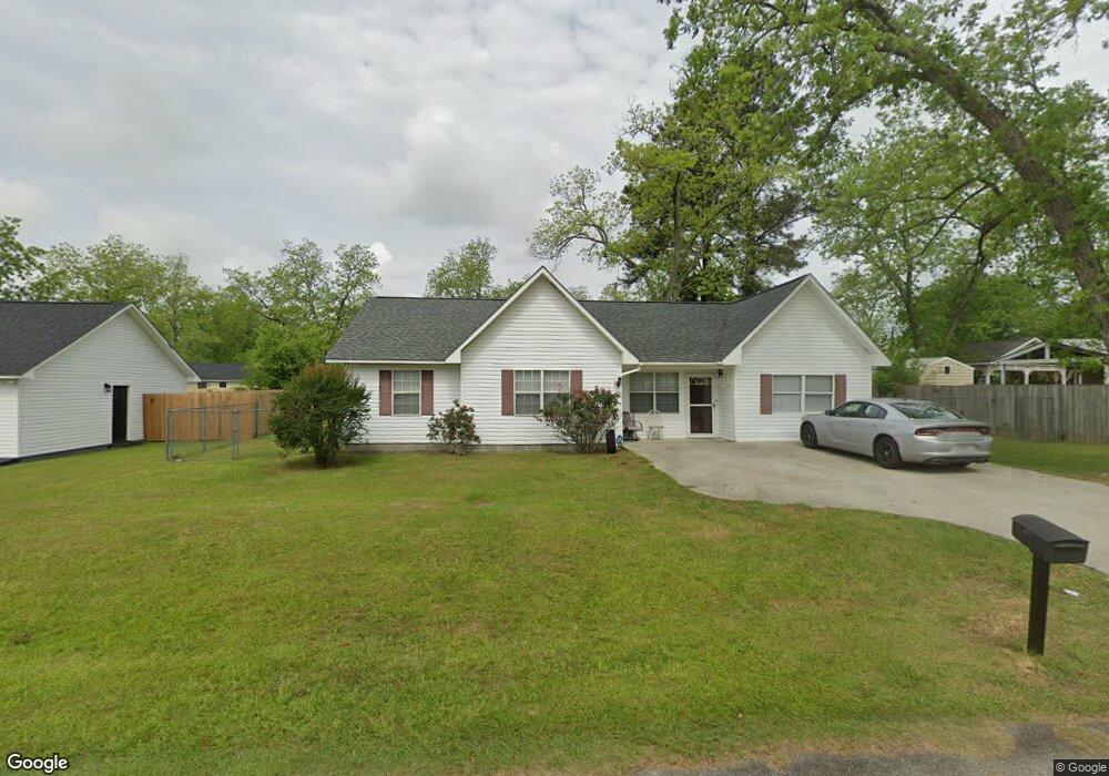 139 Royal Ct, Fitzgerald, GA 31750 - photo 1