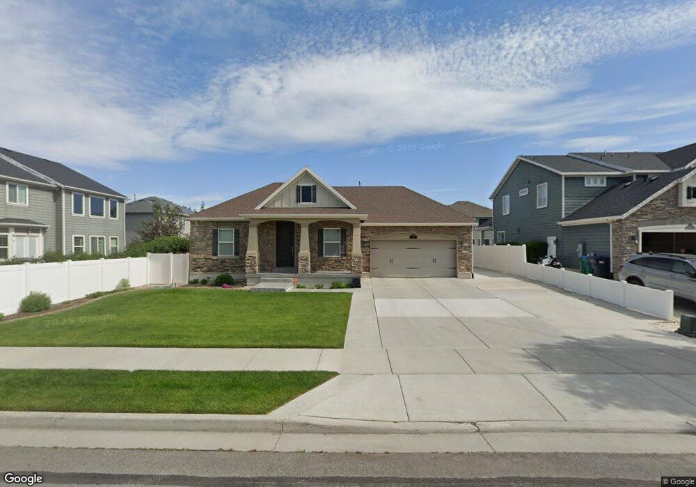 771 E Raintree Ave, Sandy, UT 84094 - photo 1