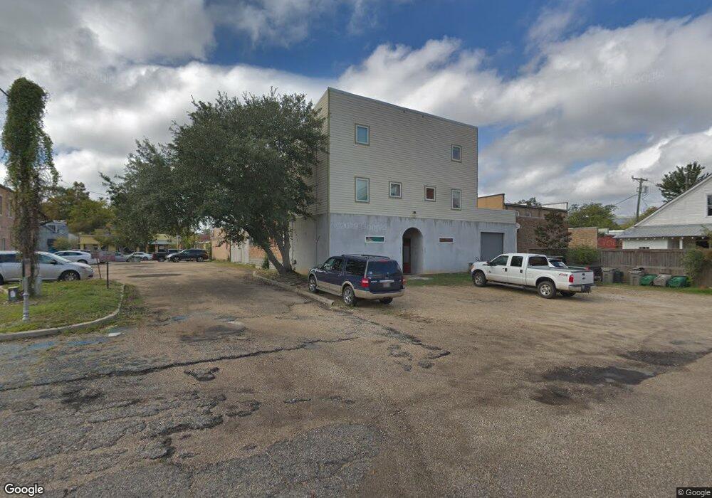 418 N Columbia St, Covington, LA 70433 - photo 1