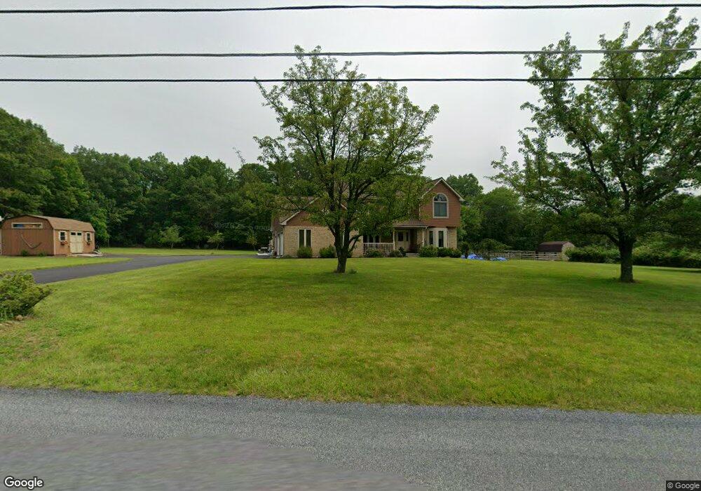 1158 Smith Gap Rd, Bath, PA 18014 - photo 1