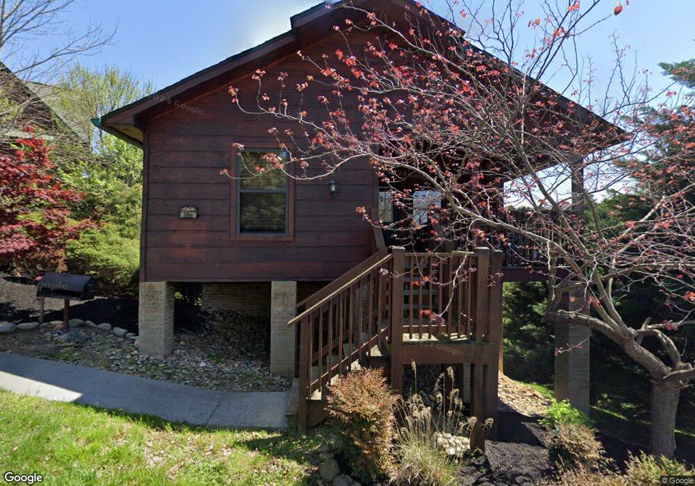 926 Mcmakin Way unit Southern Comfo, Pigeon Forge, TN 37863 - photo 1