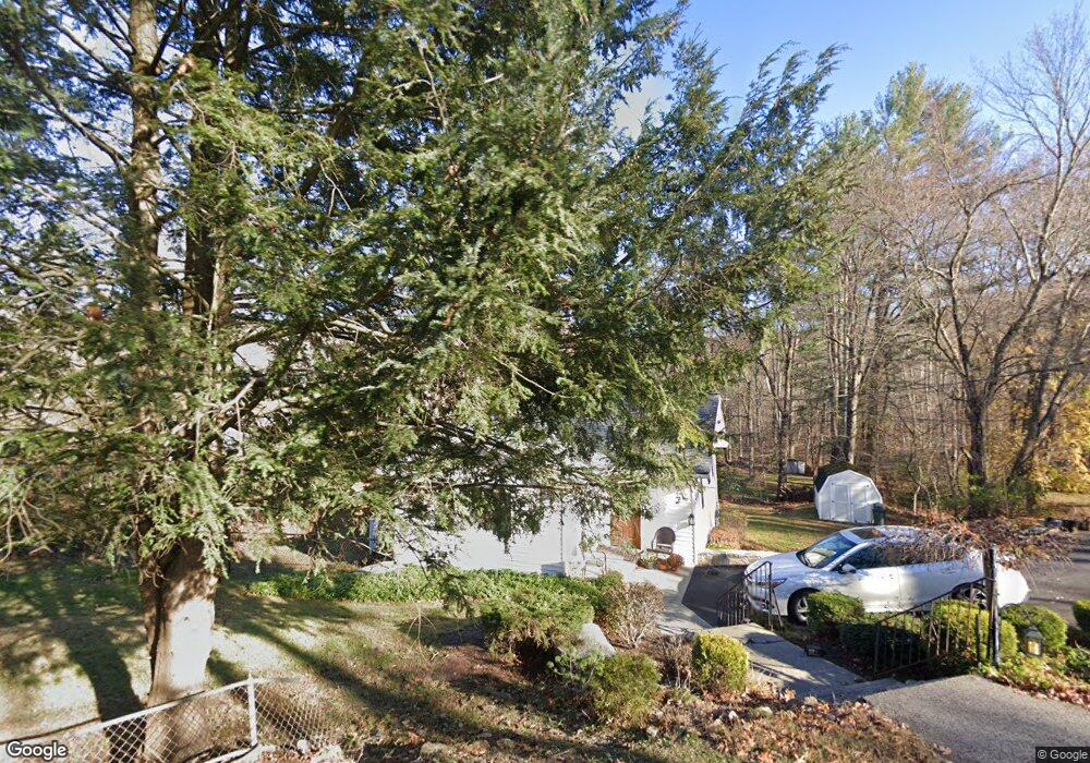 8 Roseton Rd, New Fairfield, CT 06812 - photo 1