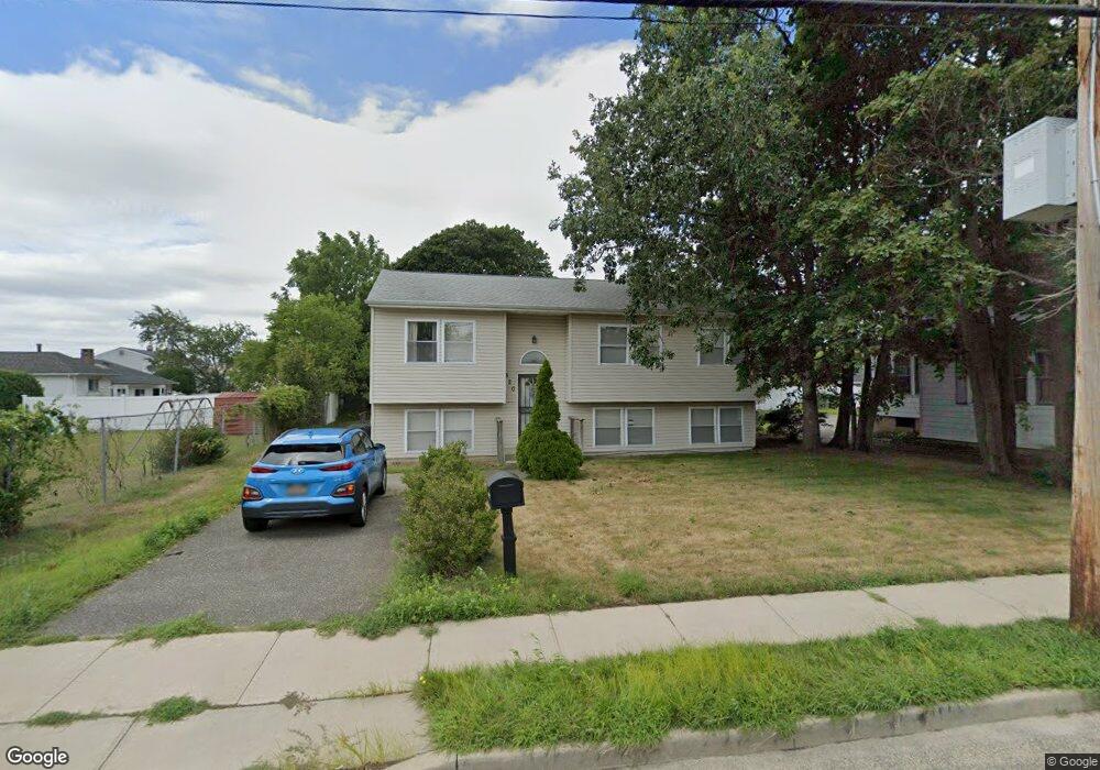 520 Albany Ave, Amityville, NY 11701 - photo 1