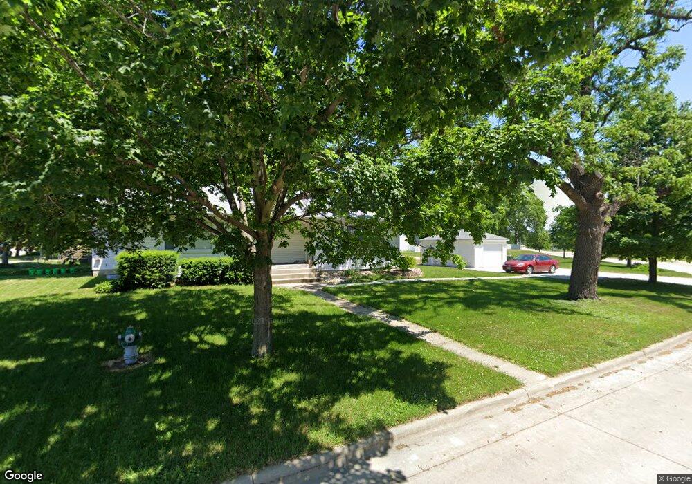 202 E 14th St unit 204, Cedar Falls, IA 50613 - photo 1