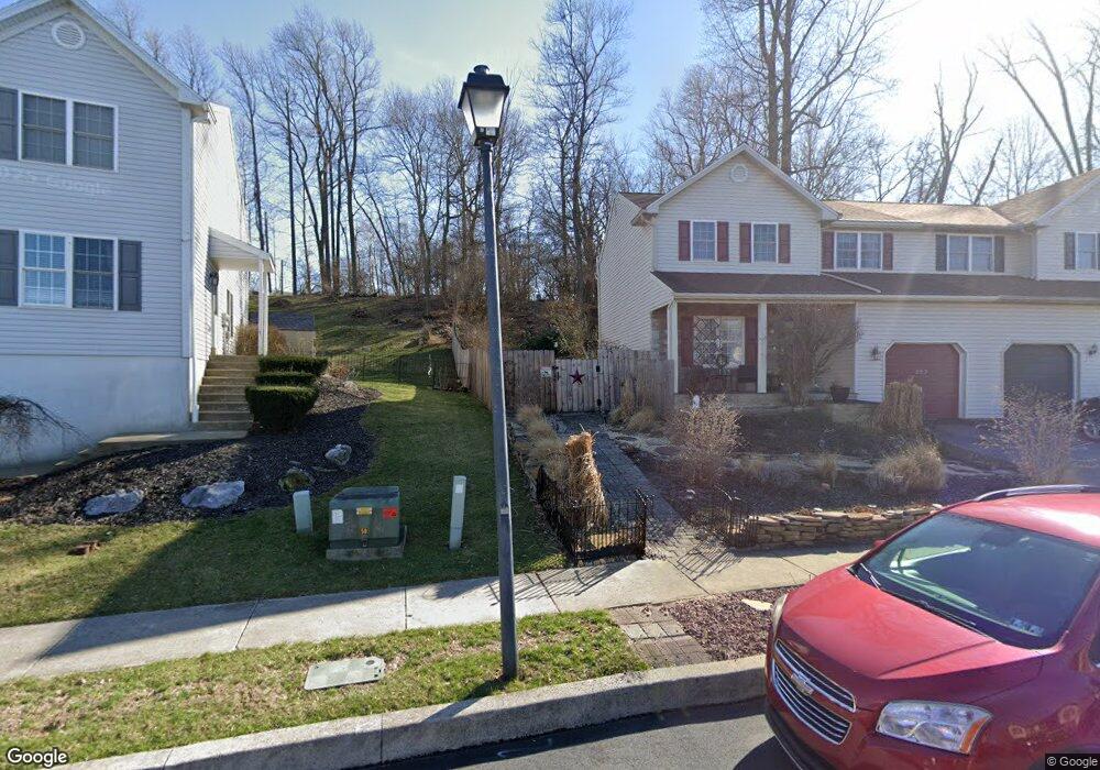 252 Bainbridge Cir, Reading, PA 19608 - photo 1