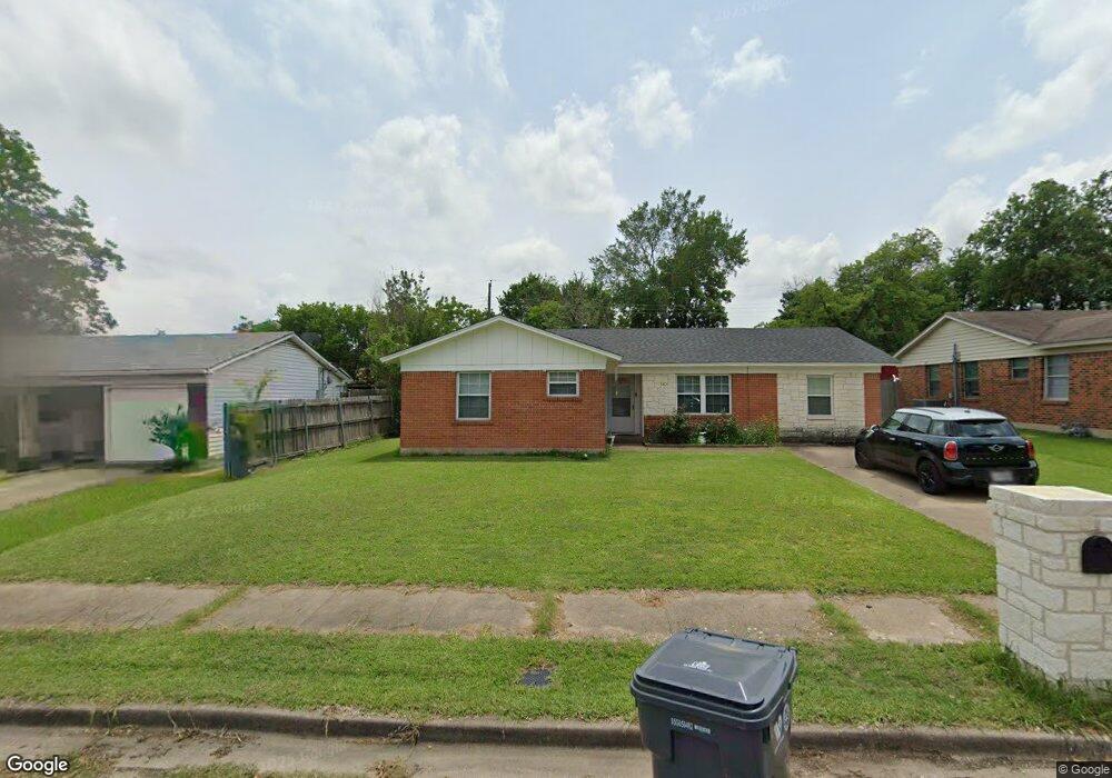 3404 Cloverleaf Dr, Waco, TX 76706 - photo 1